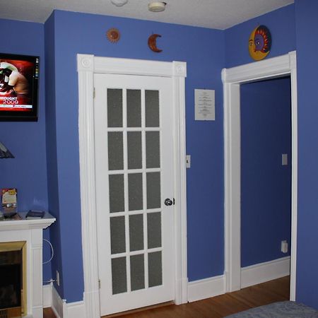 Ellis House Bed & Breakfast ナイアガラ・フォールズ 部屋 写真