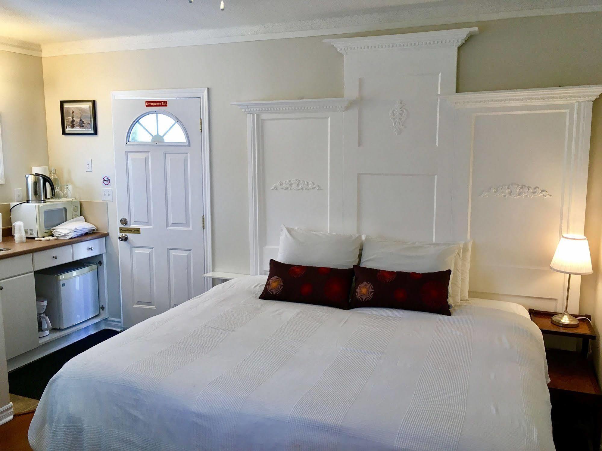 Ellis House Bed & Breakfast ナイアガラ・フォールズ エクステリア 写真